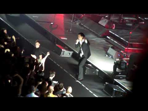 HIggs-Boson Blues Nick Cave & the Bad Seeds Manchester 2017