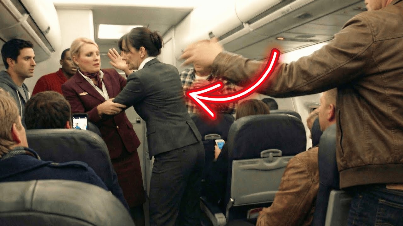 Une Femme Arrache la Médaille de la Vierge Marie à Une Hôtesse de l’air… Et CELA S’est Produit