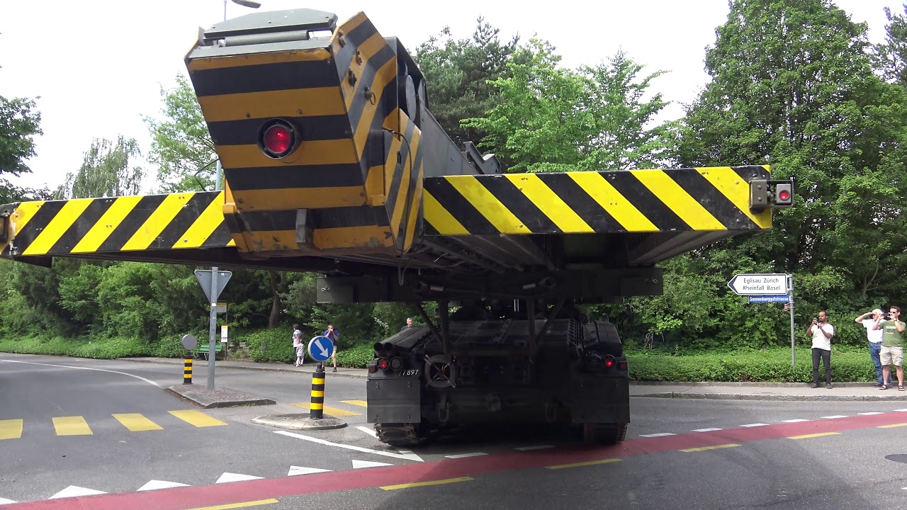 Panzerkolonne Panzerverschiebung Brückenpanzer, Kampfpanzer, Bergepanzer,  tank column, bridge tank