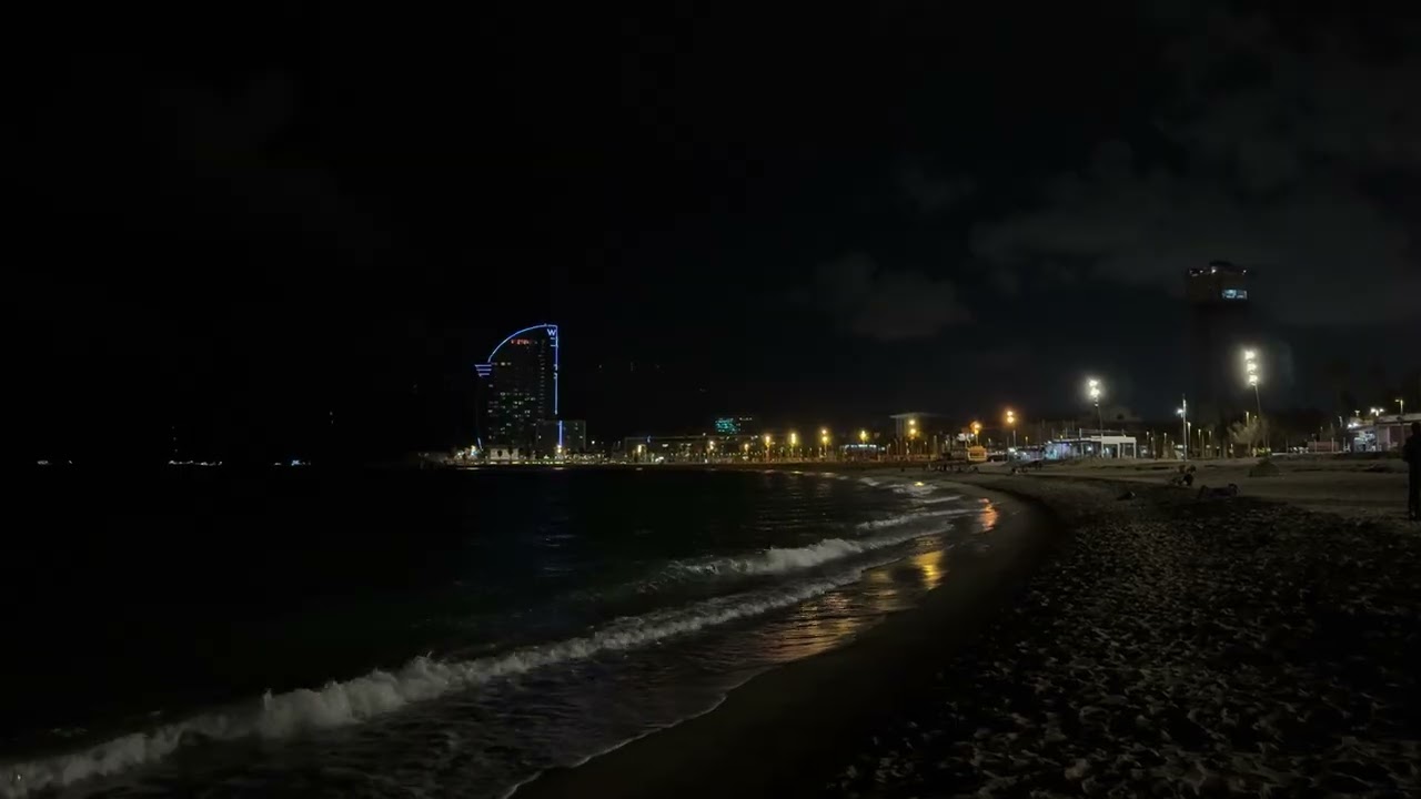 4K Walks | A quiet & peaceful Autumn evening at Barceloneta Beach Barcelona Spain | Relaxing Sounds
