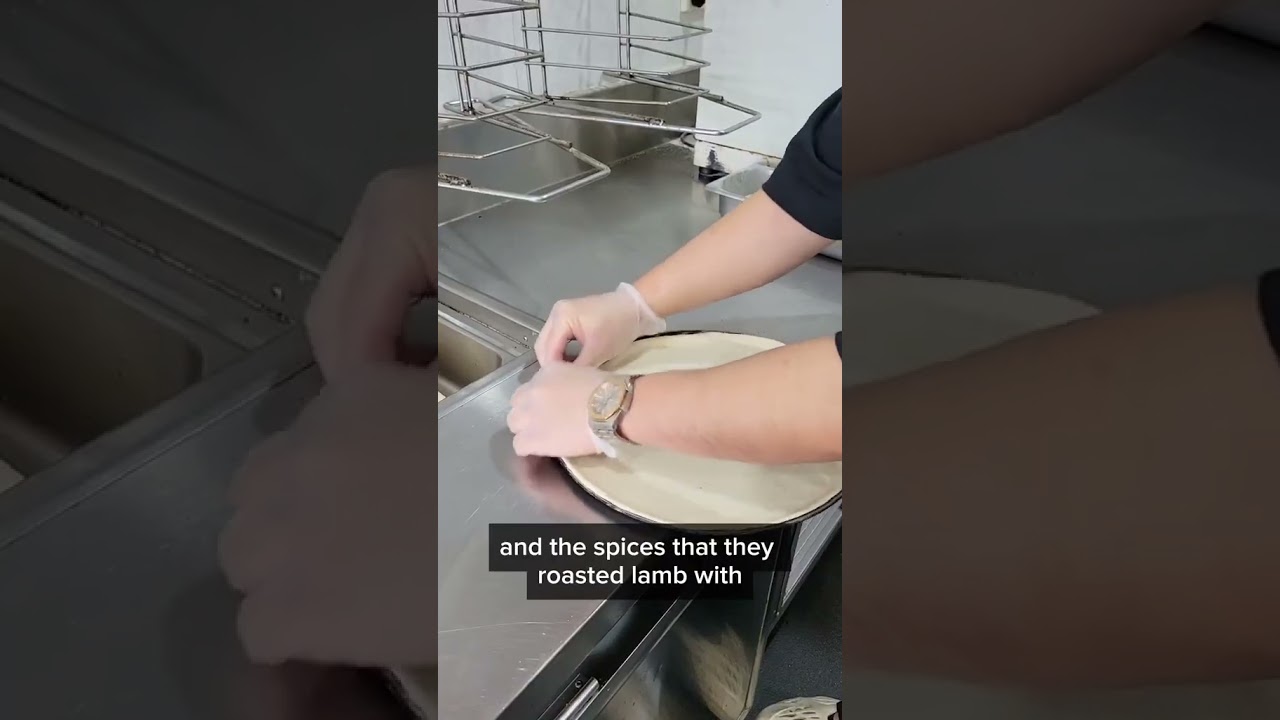 Trying out the best Crust Pizza store in Melbourne 🍕 | Melbourne Eats