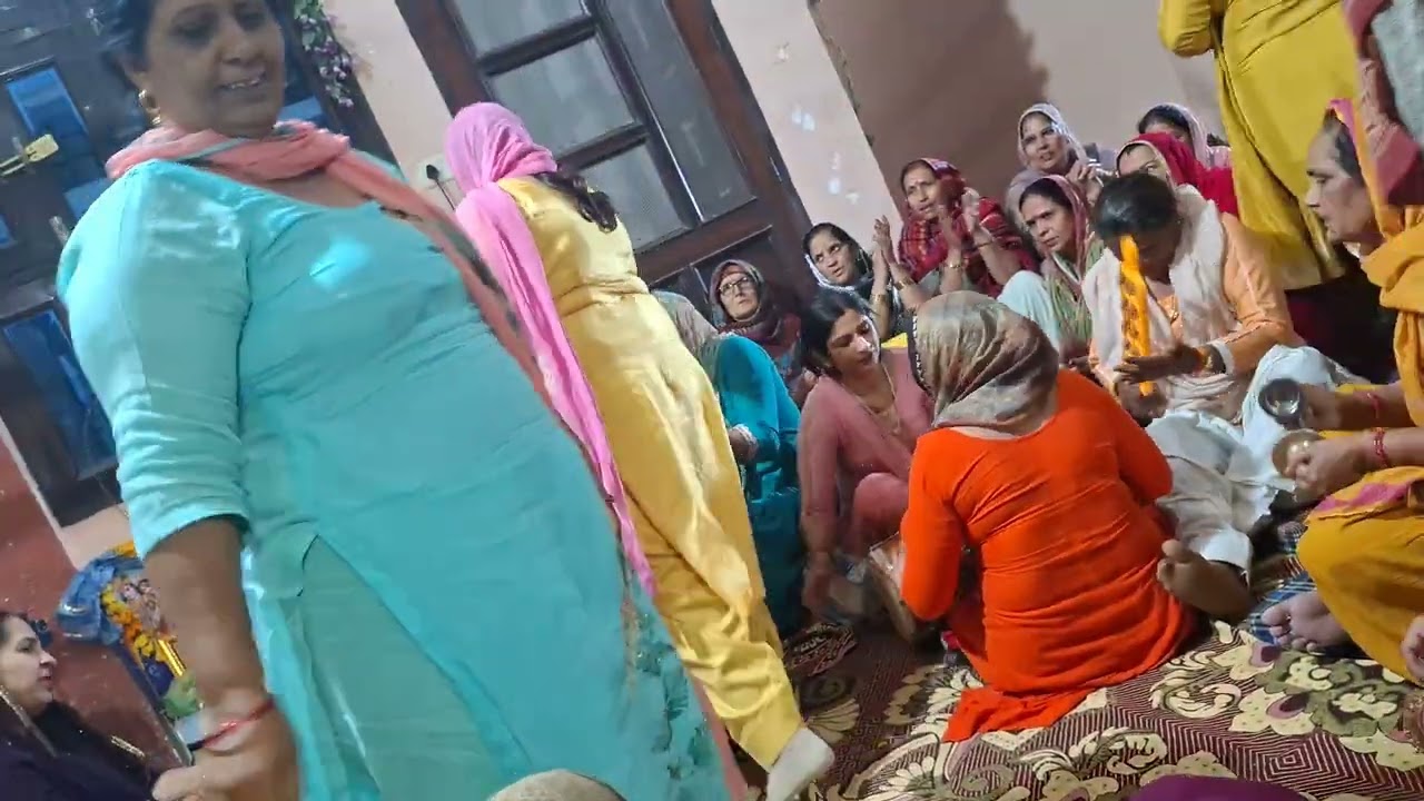 लोबेबे आज मारी माता जी का सूदर नाचना देखो 👌👌👌👌👌🥰🥰श्रीकृष्ण भगवान 🙏🙏