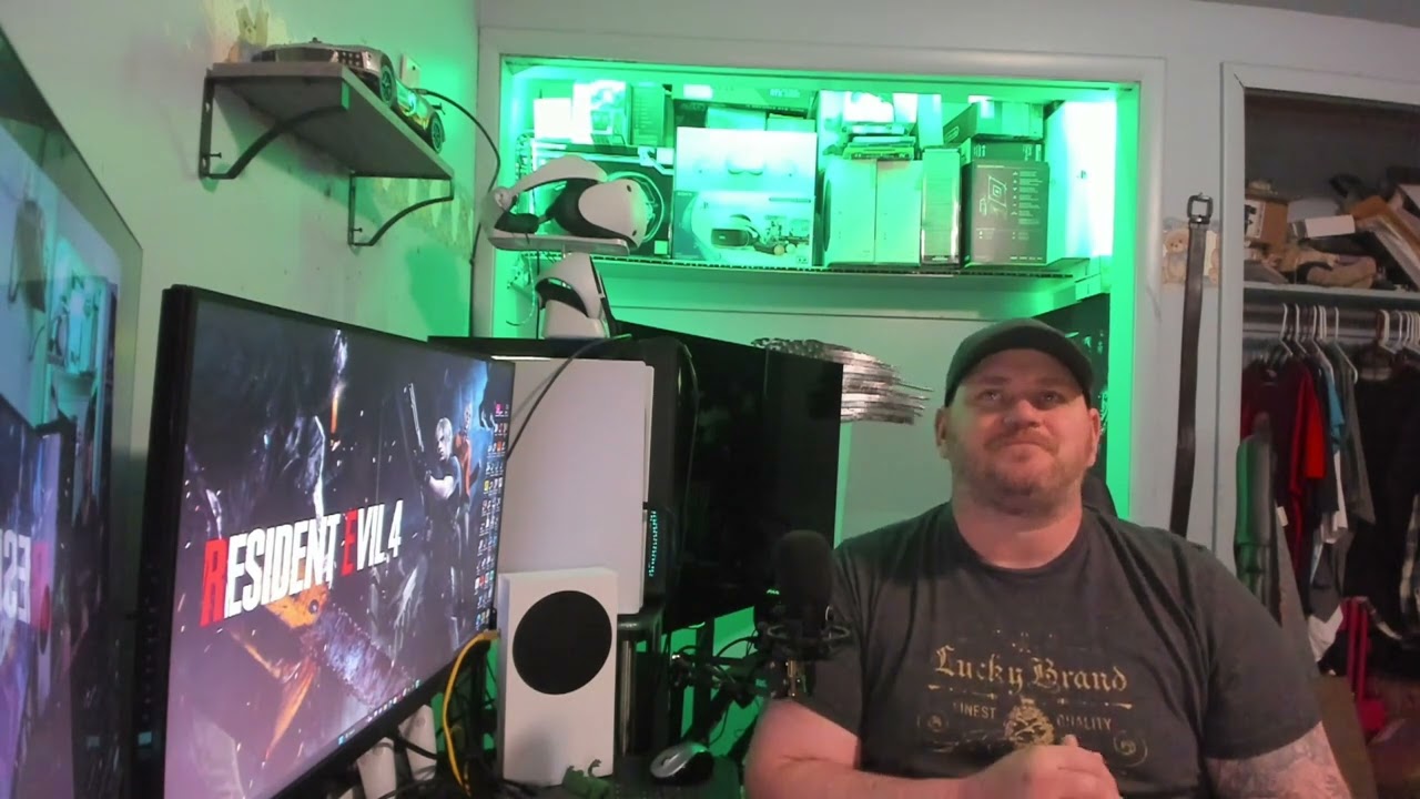 Xbox Is Doomed Microsoft Is Mad At Xbox Leadership, Playstation Outselling Xbox 4 to 1.