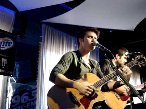 Kris Allen "The Christmas Song" Acoustic in Hartford, CT