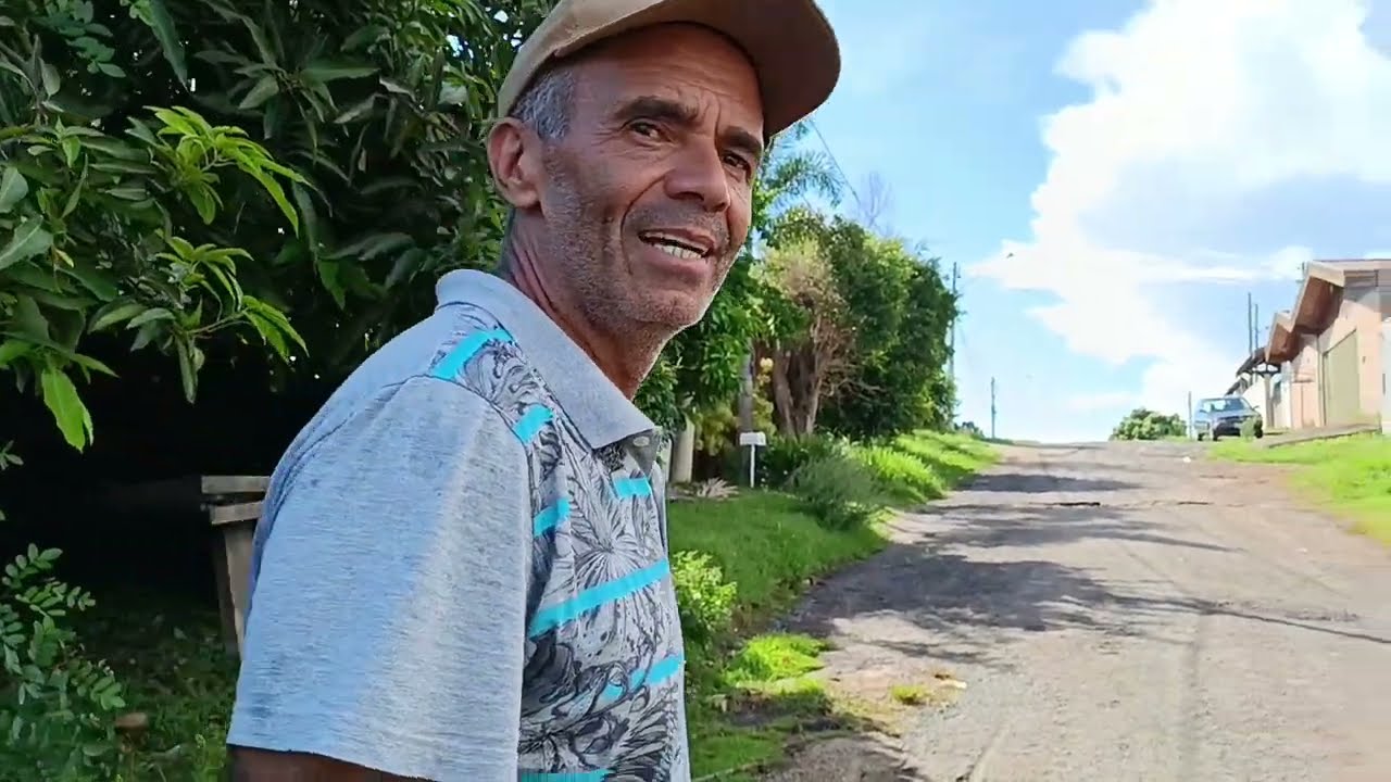 Indo buscar mandioca...