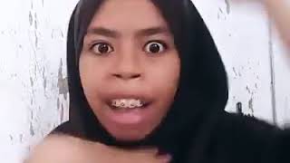 Tiktok Goyang 2 Jari Versi Aisah Manjah