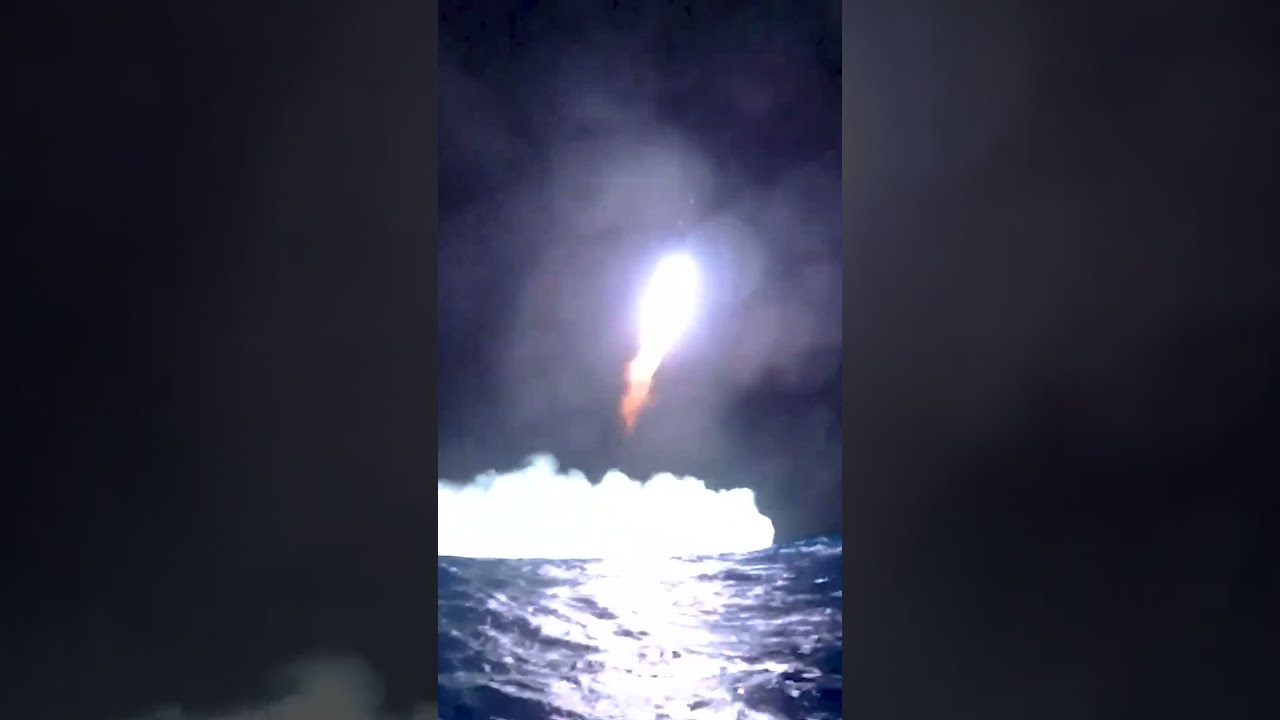 BUOY CAM SpaceX Starship IFT5 Lands With Pinpoint Accuracy In Indian Ocean 