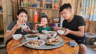 The husband comes home to visit his wife children \u0026 Cooking happily with the family | Hà Tòn Chài