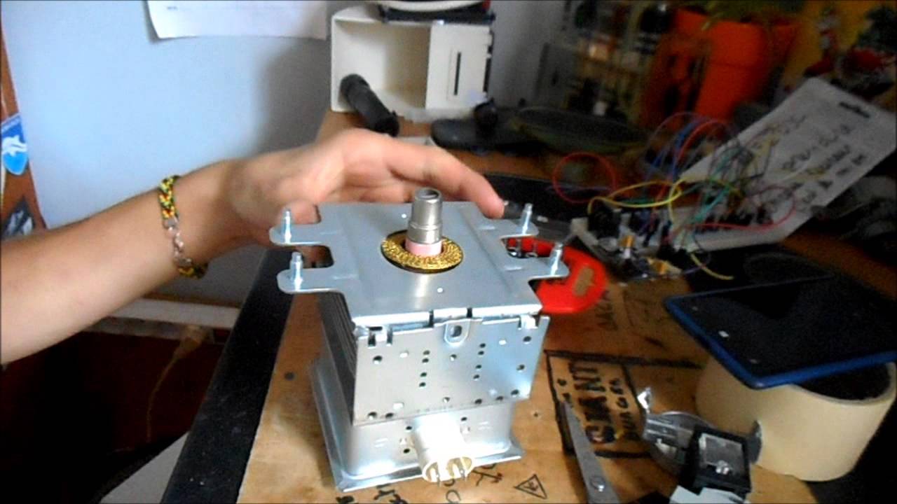 Demontage D Un Micro Onde Burstyou Youtube
