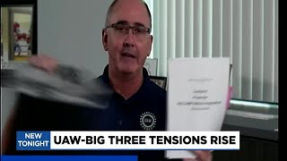 UAW singles out Stellantis as contract talks heat up