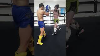 Muay Thai From Zero - Light Sparring with Jame