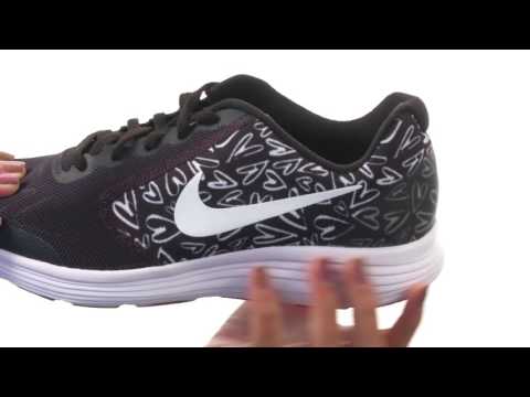 Nike Kids Revolution