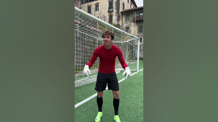 Quale è il ruolo più difficile nel calcio? 😂 #calcio #portiere #ruolo