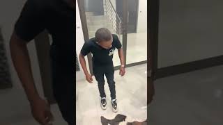 kabza de small dancing  for asibe happy  #piano #amapianodance #shorts