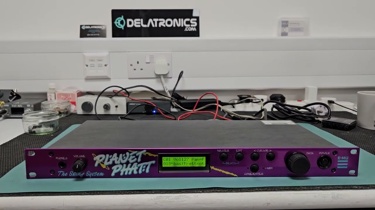 EMU Planet Phatt Rack - No Left output Fault Pt1 - YouTube