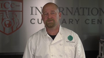 How to open a fresh clam (Real Good Fish)