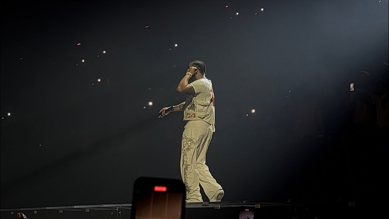 DRAKE PERFORMANCE LIVE IN AMSTERDAM, NETHERLANDS - YouTube