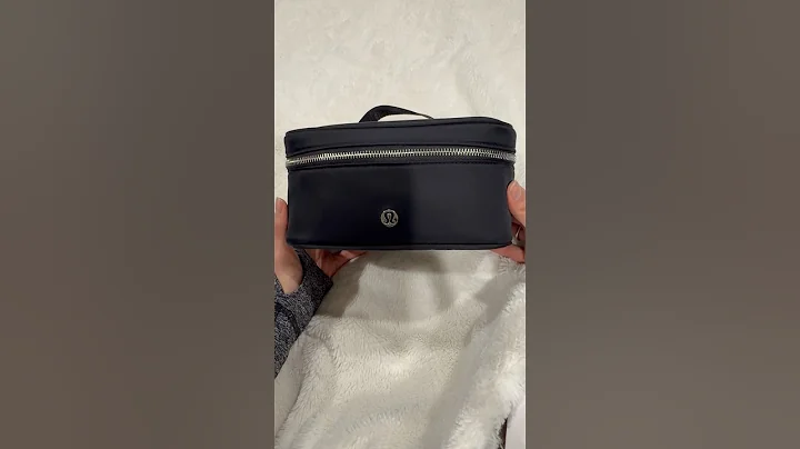 Let’s open my Lululemon travel bag together. Subscribe to see me stock it! @lululemon