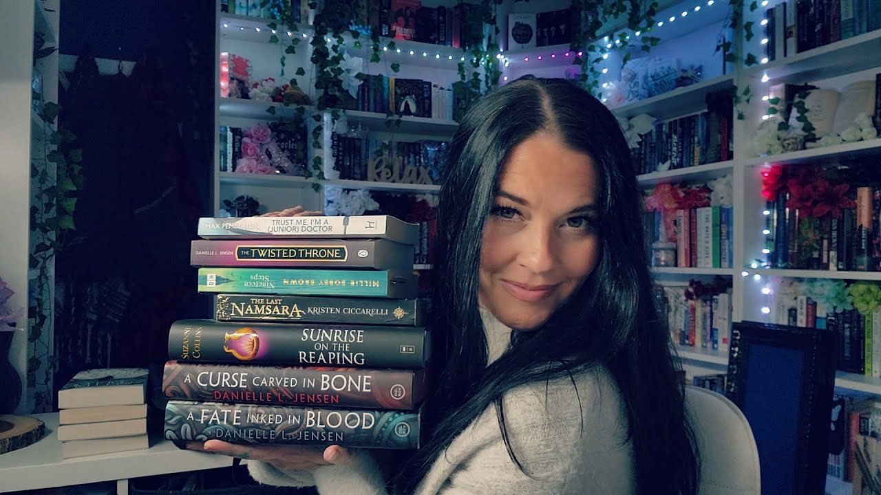 ASMR- Library Inventory RP 📚 (Ft. My Latest Haul Of Books, Pencil Nibbles, & Book Tapping)