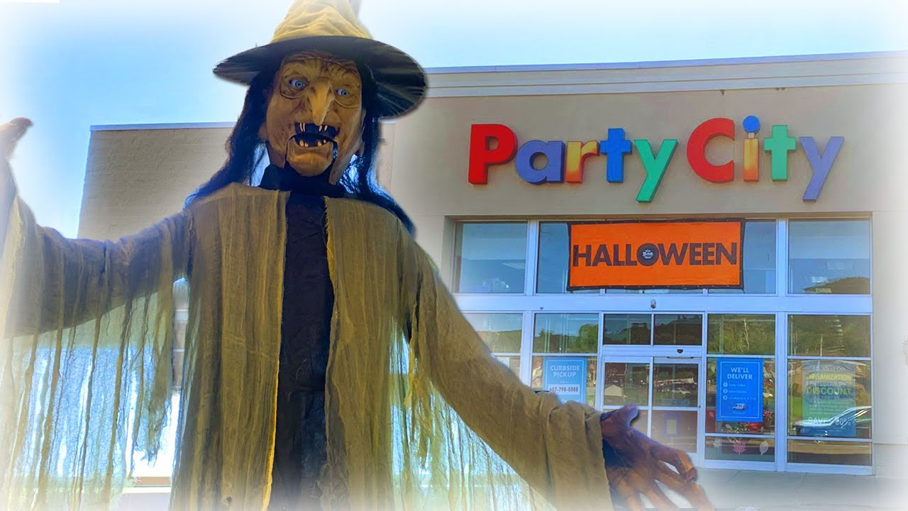 Party City Halloween 2022 Store Tour | NEW ANIMATRONICS IN STOCK - Party City Halloween 2022