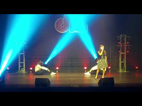 Kate 博士。Dr Kate Kwan 關幗玲 - 夜機 (cover) - 聲動好友音樂會 050321 - 演出