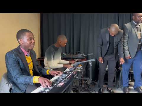 Shiya lomhlaba nento zawo- Izenzo zabaPostile | Nyanga