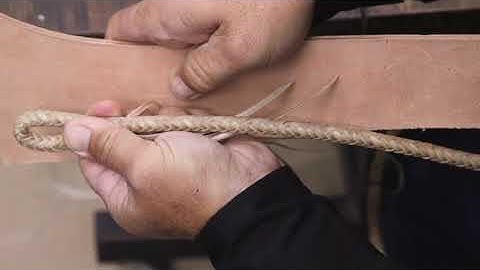 Nate Wald demonstrating his way of making rein turnbacks at the 2019 Rawhiders Gathering