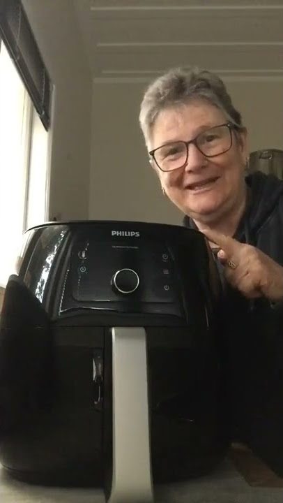 How to Setup and Use the Philips AirFryer XXL with Donatella Arpaia 