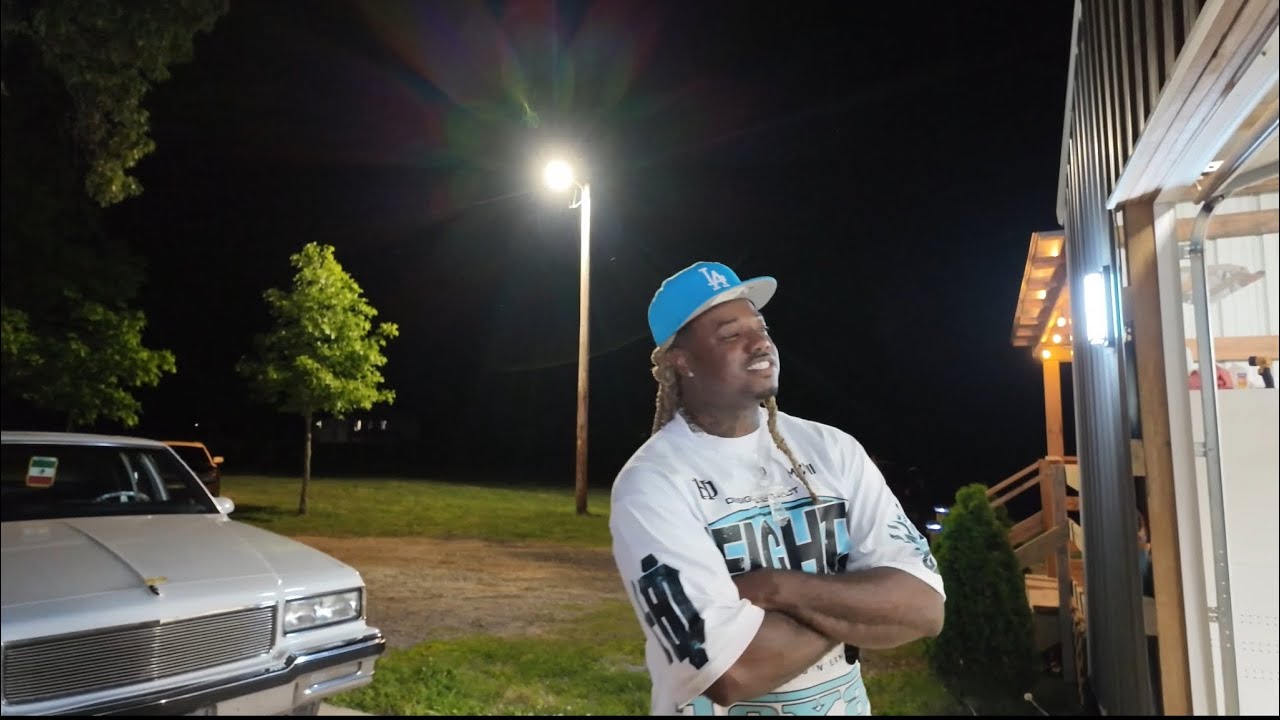 RELL TO REAL COMES ALL THE WAY FROM DALLAS TO CASH ME OUT ONCE AGAIN ...