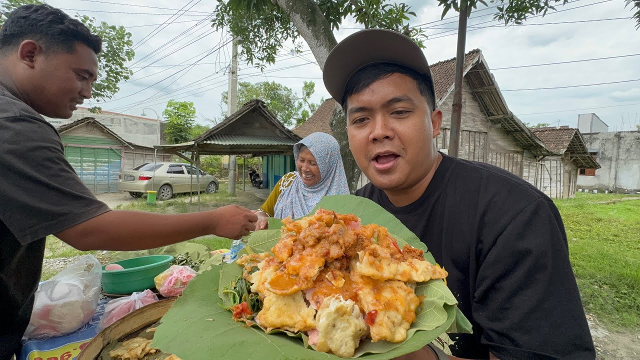 NOSTALGIA KRUPUK PECEL SAMBEL TELO PINGGIR JALAN HANYA 3000 RUPIAH ! - Bati ora mbah iki ? 🤤🤯🔥
