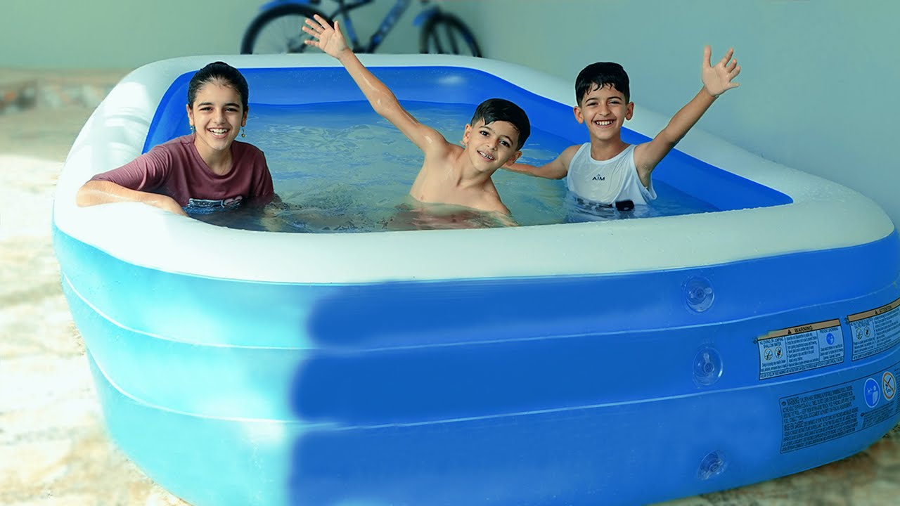 فتح الهدايا في مسبح يوسف الجديد !!