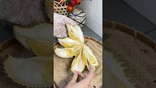 Tới mùa sầu riêng ở Malaysia là phải ăn cho đã thèm #dailyvlog #vlog