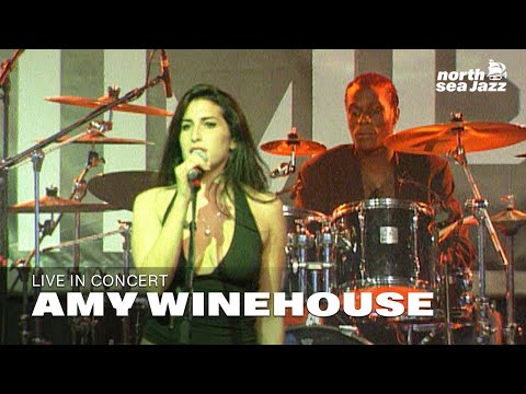 Amy Winehouse - 'Know You Now' [HD] | Live at Import Rotterdam Festival - 2004