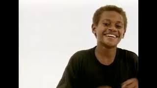 henry kuskus one wal lagu png acara