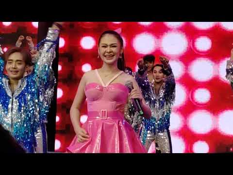 ตะลึง แพรวา พลพิมล หมอลำปะถมบันเทิงศิลป์  ที่ห้างSHOW​DC​ พระราม9 ชั้น6