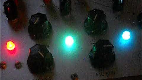 Rhythmical electronic exploration. Psychedelelic !