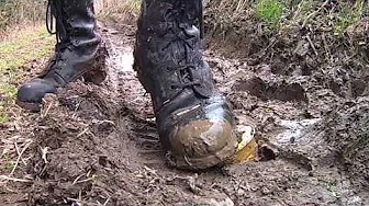army boots crush pate