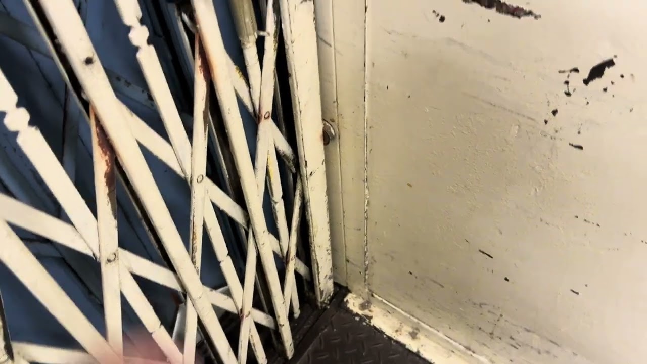 (Goodbye 2025) Otis Black Button Gated Lift @ Hong Kong Spinners Industrial Building Phase 5