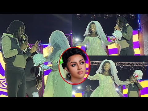 Mariage de Wally Seck et Coumbista auBercy Diourbel Niarél Kharitou Dieukeureume sokhnaAidara ...