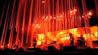 Radiohead - There There (Radiohead Live in Praha)