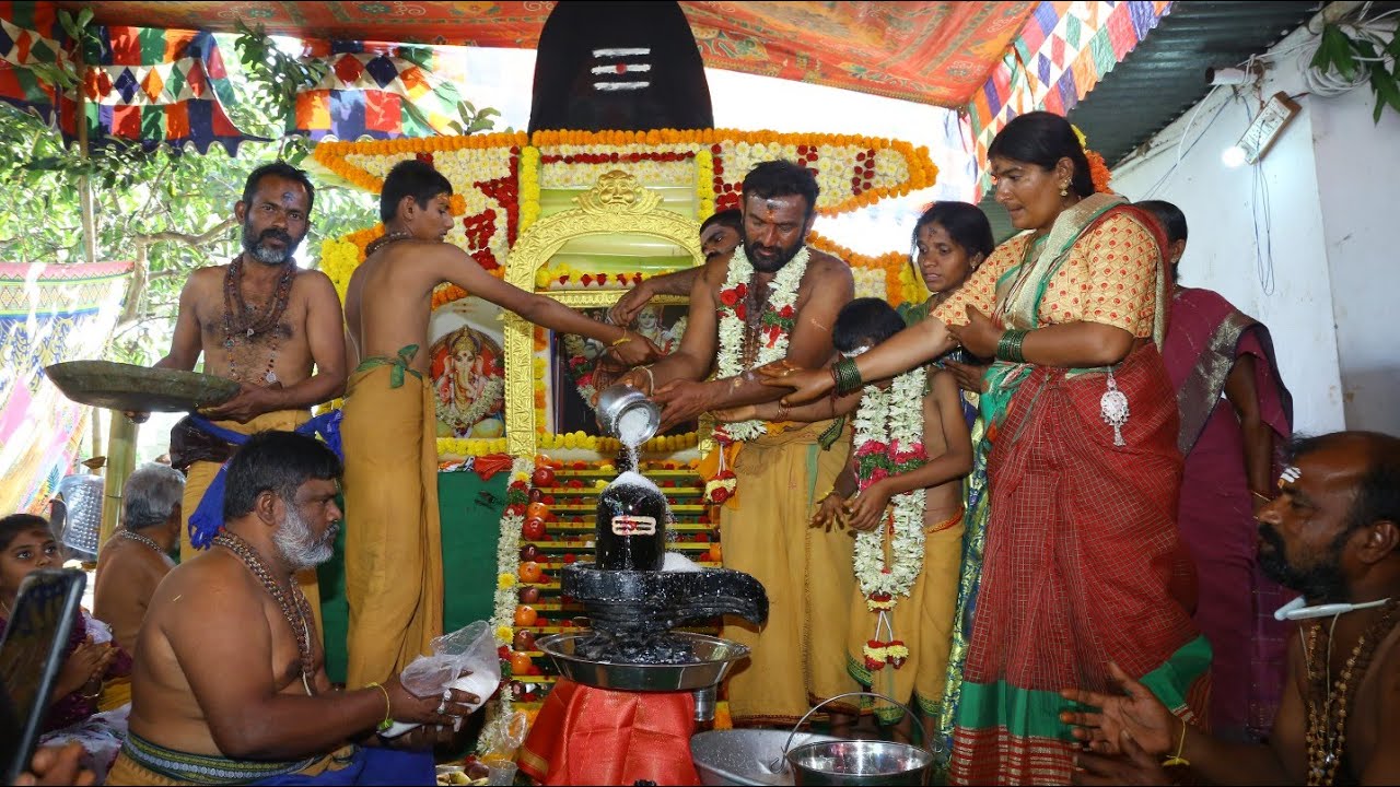 రామలింగాల గూడెంలో ఘనంగా శ్రీశైలం శ్రీ భ్రమరాంబ మల్లికార్జున స్వామి జ్యోతిర్లింగా పడిపూజ  మహోత్సవం...