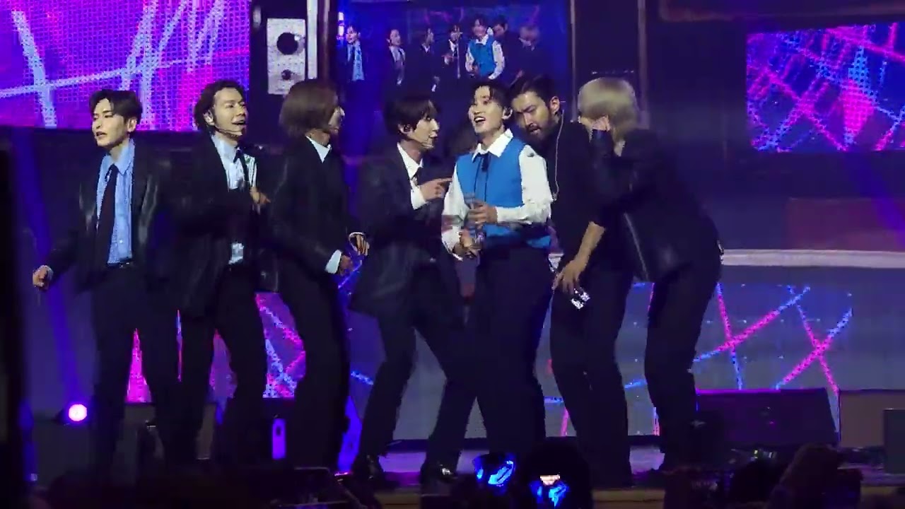 231104N SUPER JUNIOR 1t's 8lue 「Disco Drive」