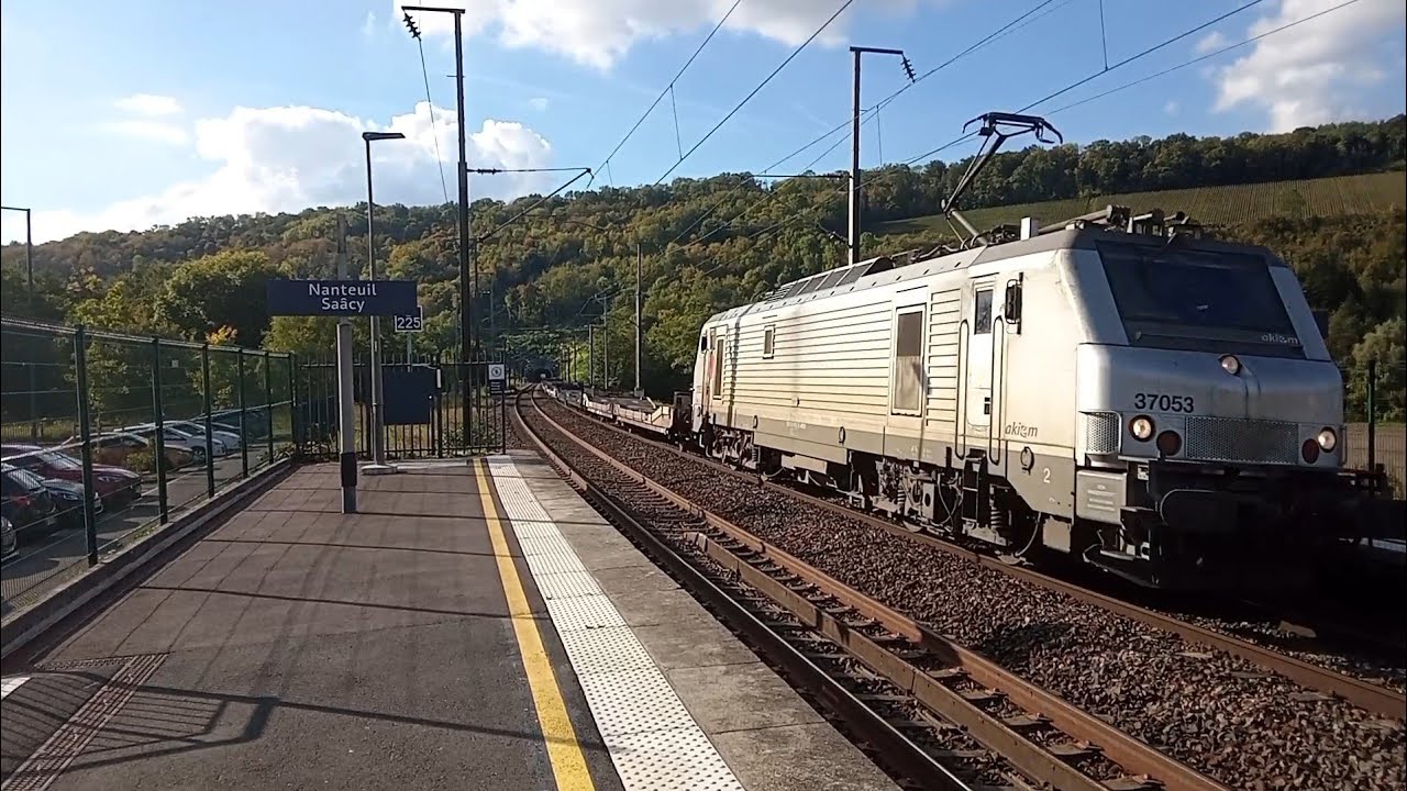 37053 en tête d'un train de porte camionnette Les Mureaux ️ Conflans ...