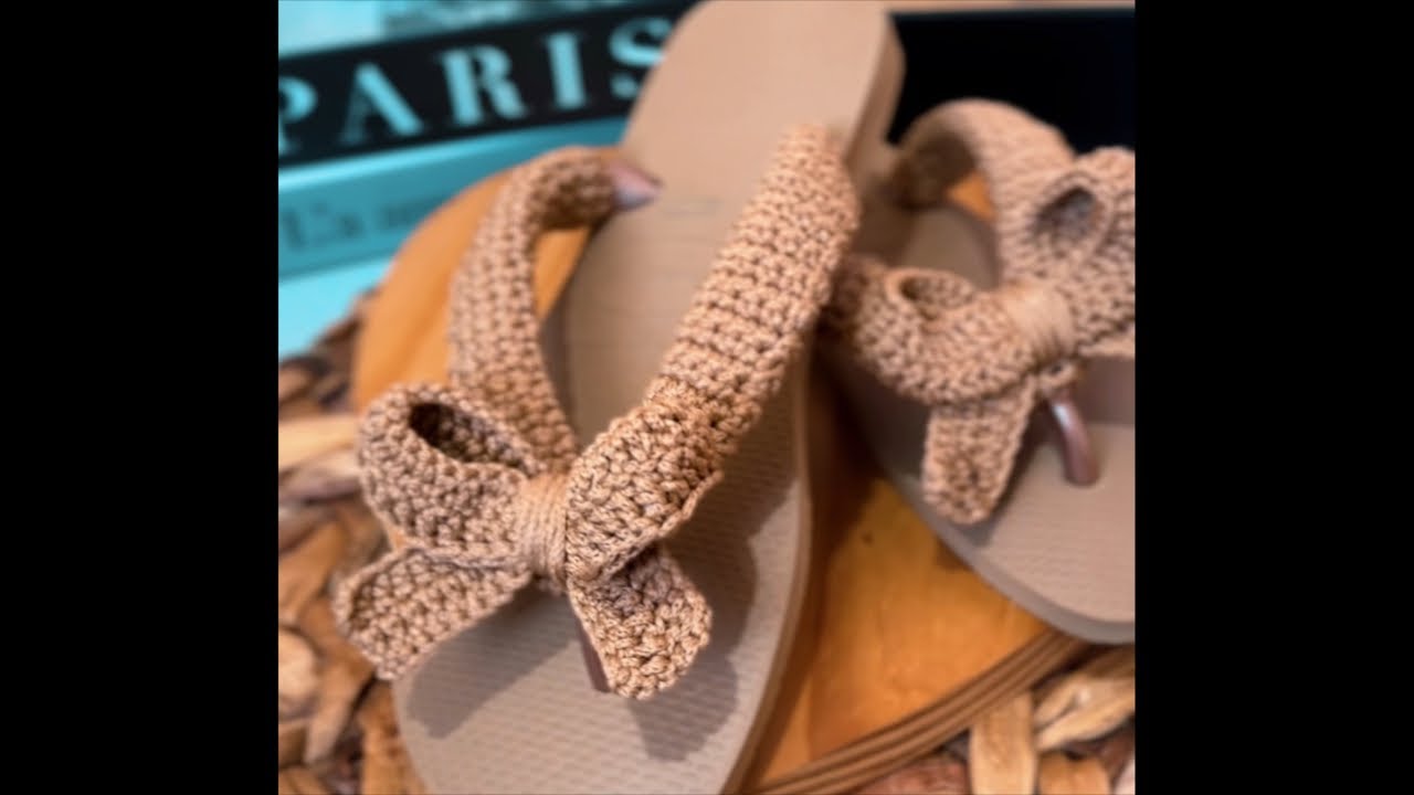 Chinelo lindo de crochê com Lacinho