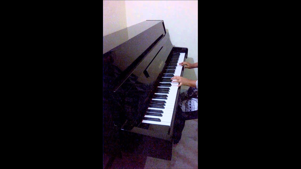 JAMES HORNER'S TITANIC THEME ON PIANO(COVER) -sharana sree