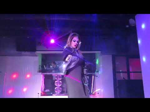 Ivy League - Burlesque Magician