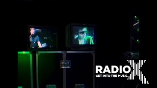 Manic Street Preachers - Distant Colours LIVE | Radio X Session chords