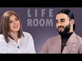 LIFEROOM | Սիմոնը՝ «Դեպի Եվրատեսիլում» իր կերպարի քննարկումների, ընտանիք և երեխաներ ունենալու մասին