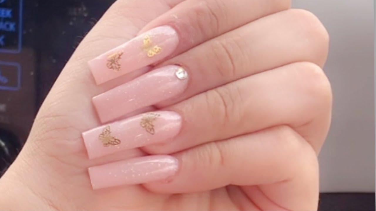 WATCH ME WORK: NUDE SET + GOLD NAIL ART | TATI CHANEL