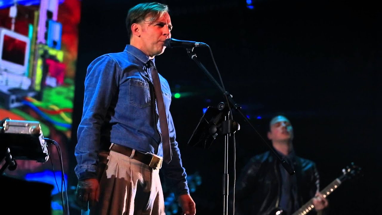 Мумий Тролль - Инопланетный гость [YotaSpace] 2015 - YouTube